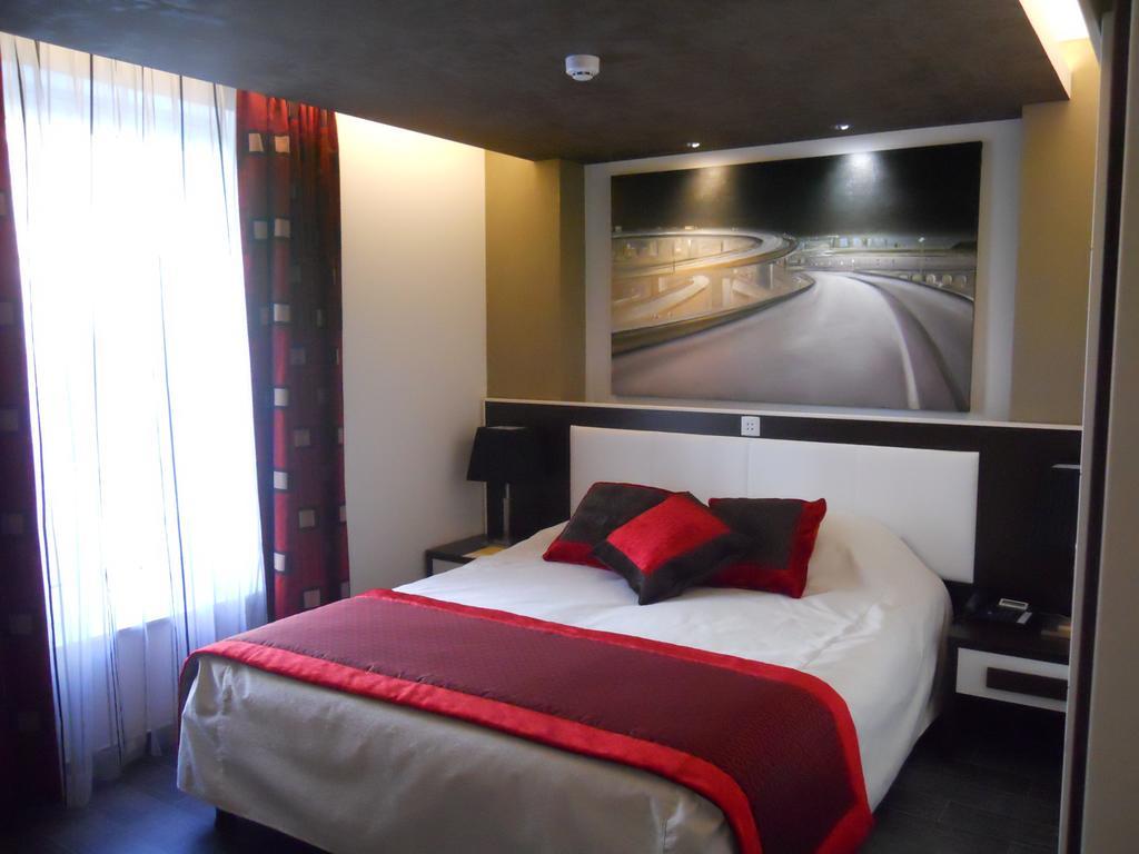 AppartHotel Belle Vue La Louvière Zimmer foto